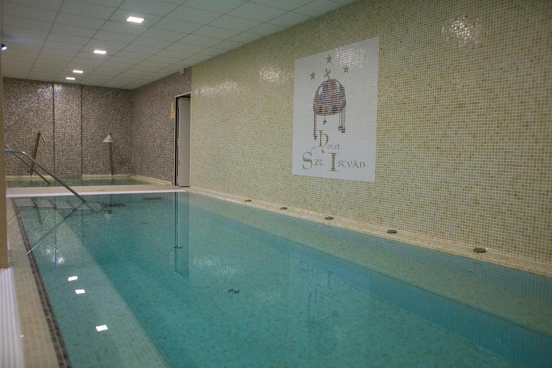 Hotel Szent Istvan Eger Bagian luar foto